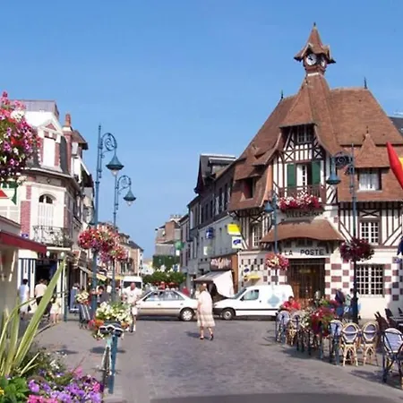 Avec Terrasse Proche Lägenhet *