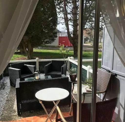 Lägenhet Avec Terrasse Proche *